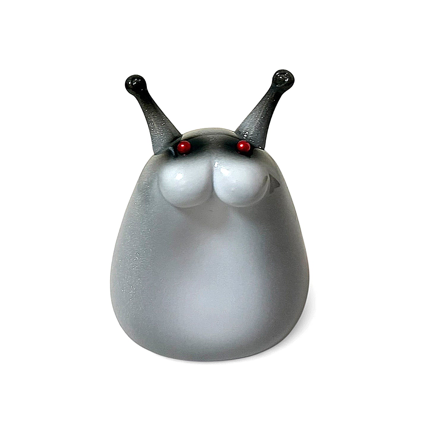 [008] Cat-Like Thumper Slug (Silver Cat)